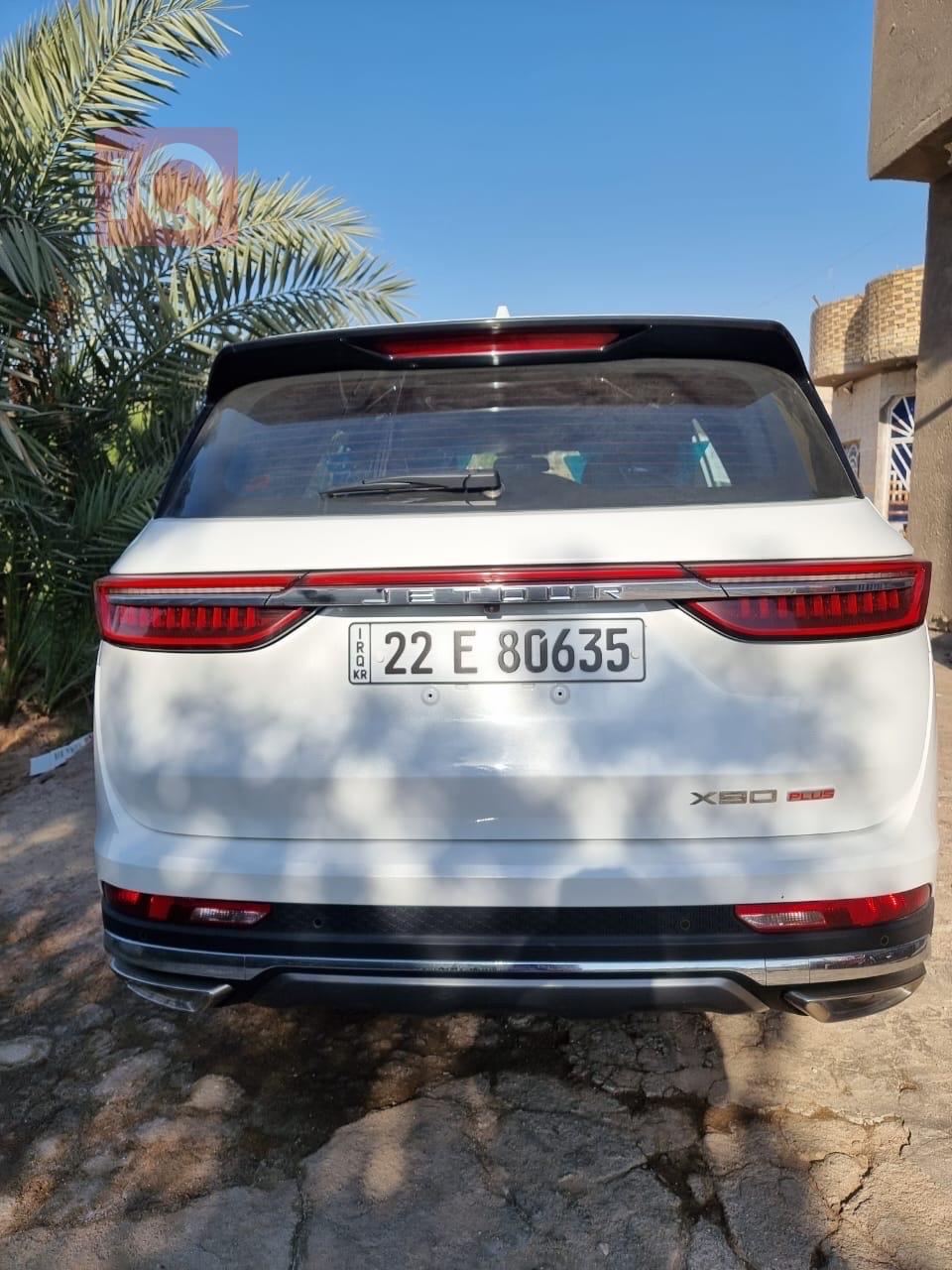 جیتۆر X90 پڵەس